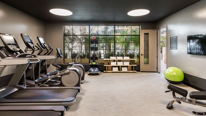 Hotel peer la training private fitness gym center hollywood angeles los west seating sessions site off kimpton